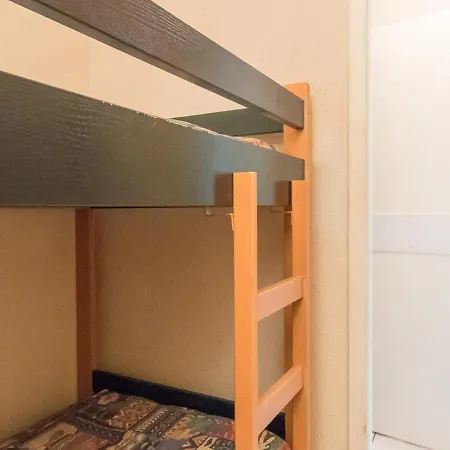 2 Pieces Avec Coin Nuit, Balcon, Parking Et Casier A - Proche Telecabine Et Centre - Fr-1-330c-16 Apartment