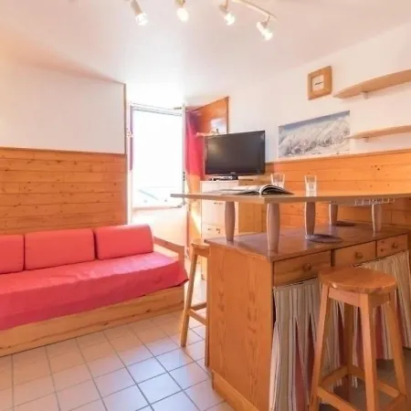 2 Pieces Avec Coin Nuit, Balcon, Parking Et Casier A - Proche Telecabine Et Centre - Fr-1-330c-16 * Briancon (Hautes-Alpes)